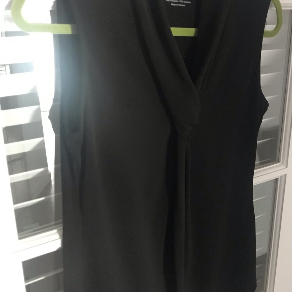 Grace sleeveless blouse